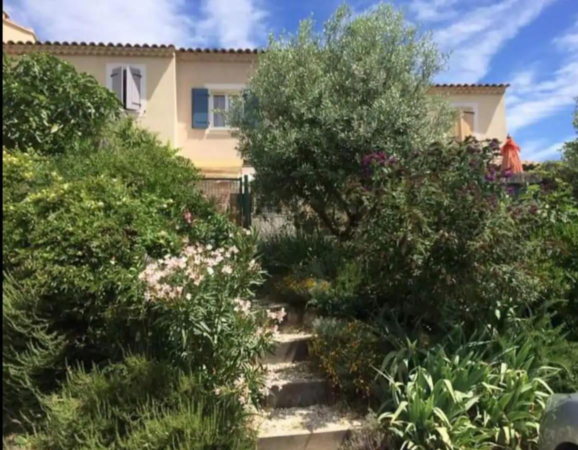 Maison dans beau village du Luberon Mérindol Extérieur photo